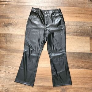 Versona Modern Soft Faux Black Leather Pants Women Size 10 Inseam 25" High Rise